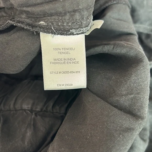 Cloth & Stone Romper - Picture 9 of 10